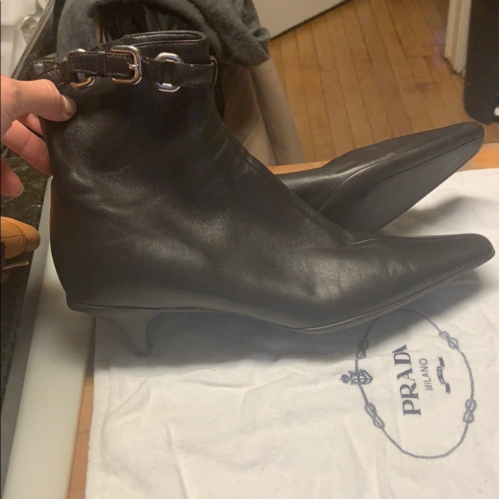 NWOT Prada Logo Brwn W Slvr Kitten Heel Lthr Boots - Picture 7 of 8